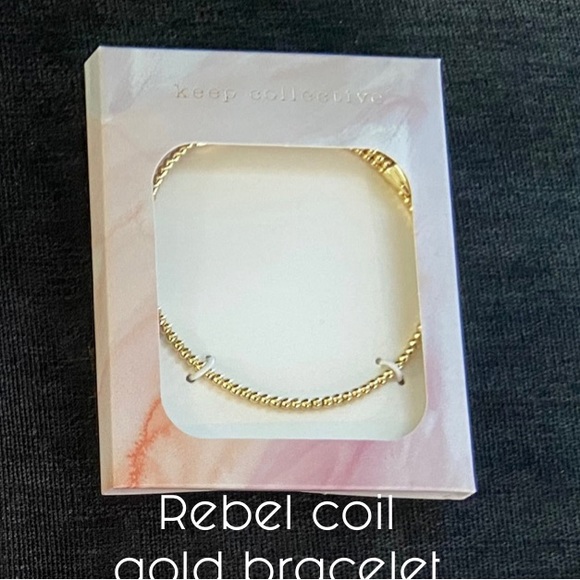 Stella & Dot gold rebel coil bracelet - Picture 2 of 2